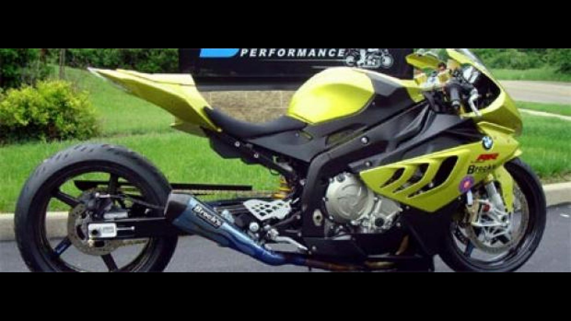 Moto - News, Il quarto di miglio in 8,49 secondi per la BMW S1000RR