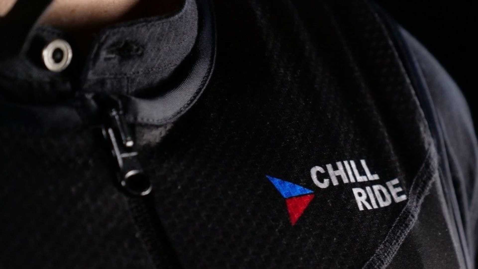 Moto - News, Caldo e freddo in moto? Ora c'è Chill Ride il gilet-radiatore