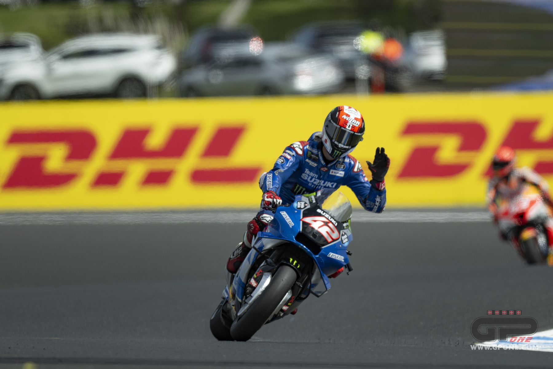 Rins vence GP arrebatador na Austrália. Bagnaia toma liderança da MotoGP  com 3º lugar