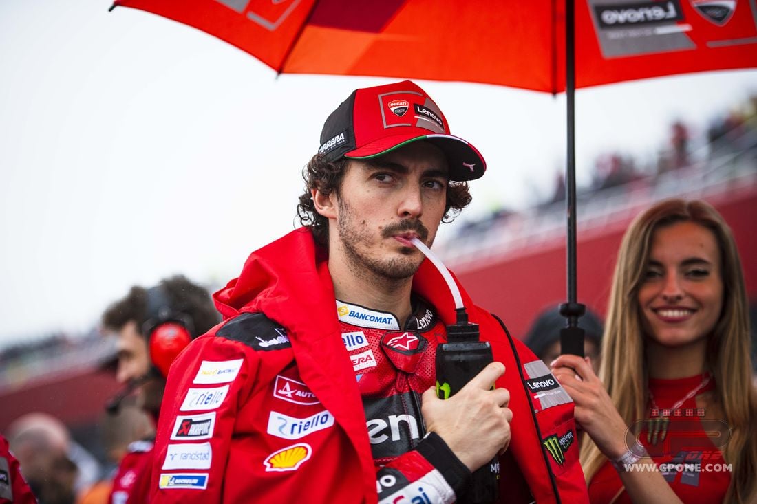 Bagnaia escapa na frente e vence a primeira etapa em Portugal