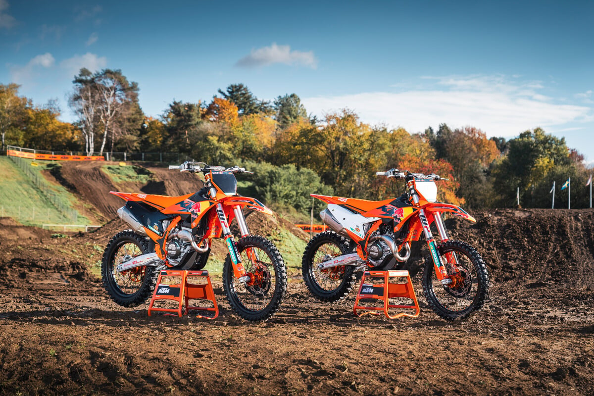 PRIMO SGUARDO! MODELLI MOTOCROSS KTM A DUE TEMPI E QUATTRO TEMPI 2024 -  Rivista di azione di motocross