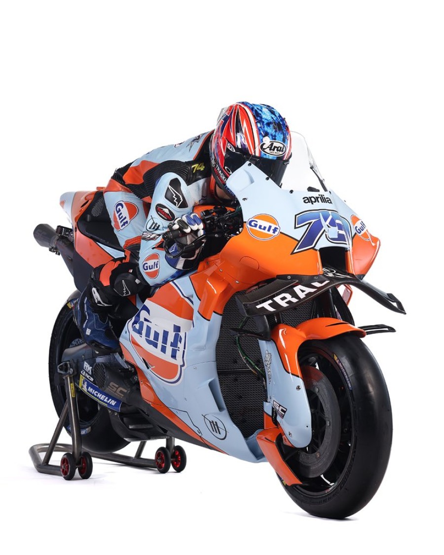 MotoGP, Fernandez and Ogura unveil: Aprilia Trackhouse with