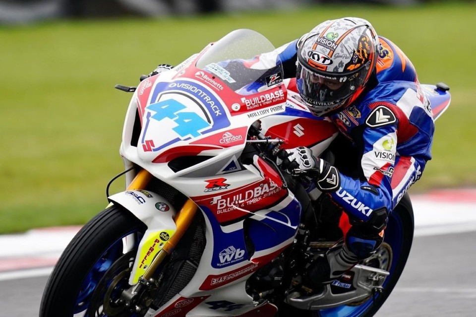 SBK BSB Gino Rea takes Suzuki back to victory O Halloran Mackenzie on equal points GPone