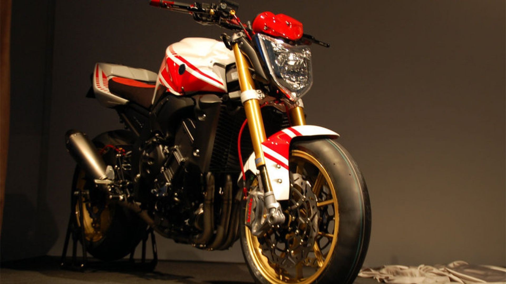 Yamaha fz1 abarth assetto corse top
