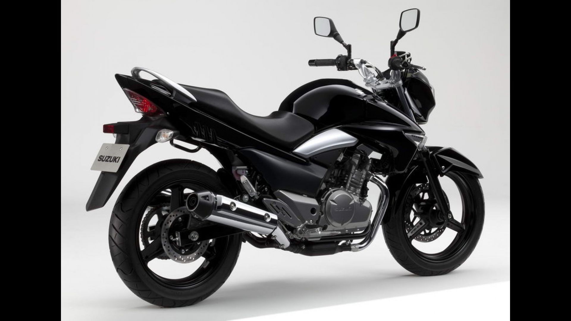 Moto News Suzuki Inazuma 250 a Motodays 2012 GPone