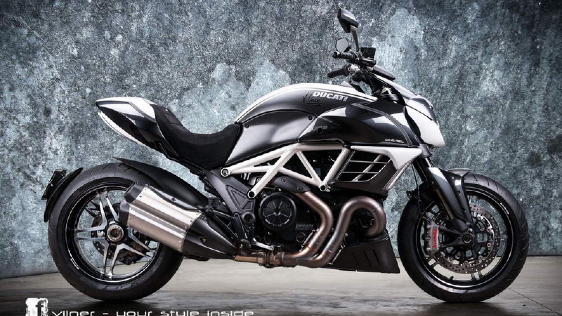 Ducati diavel amg for sale best sale