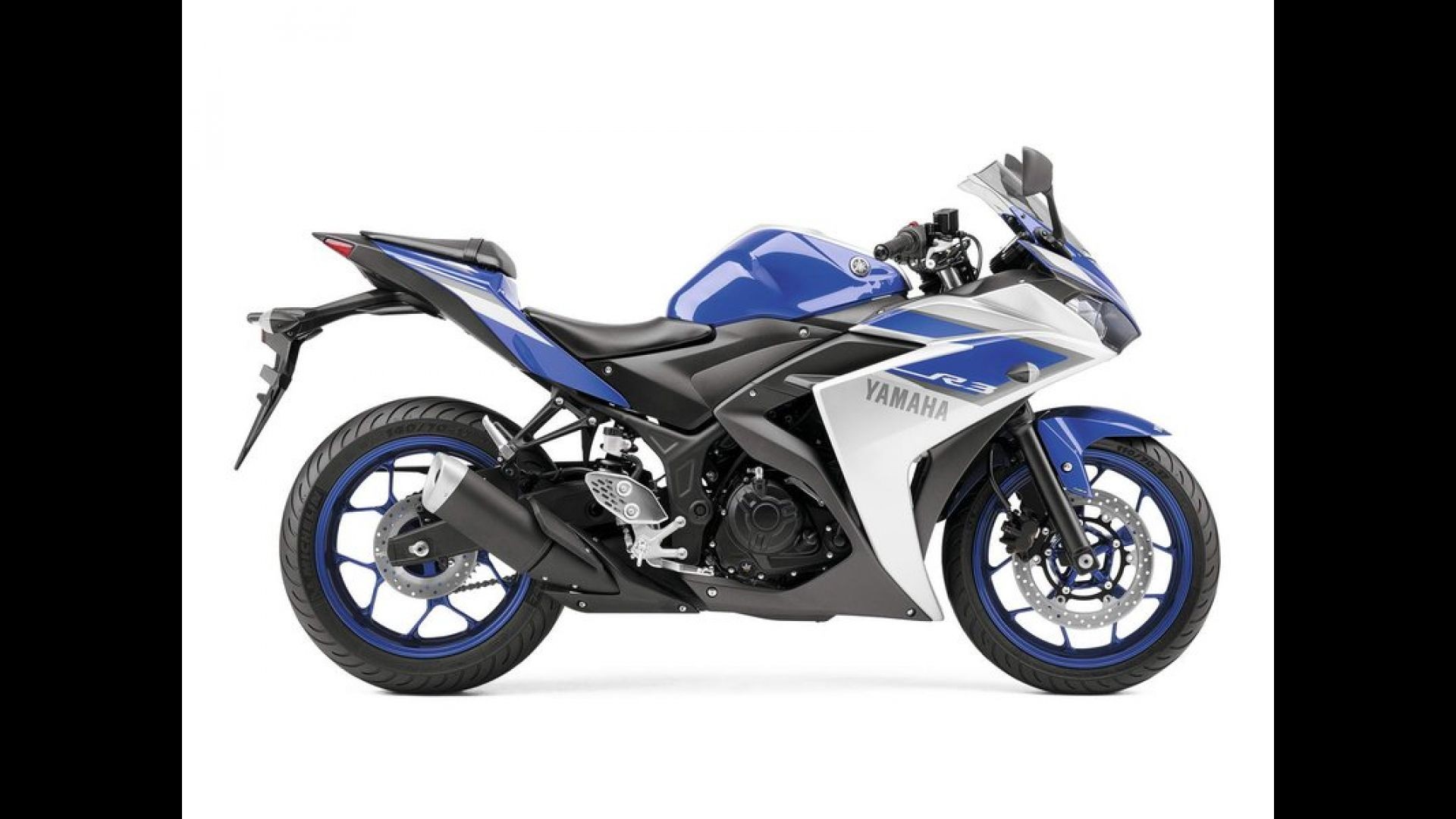 Yamaha yzf r3 on road price outlet