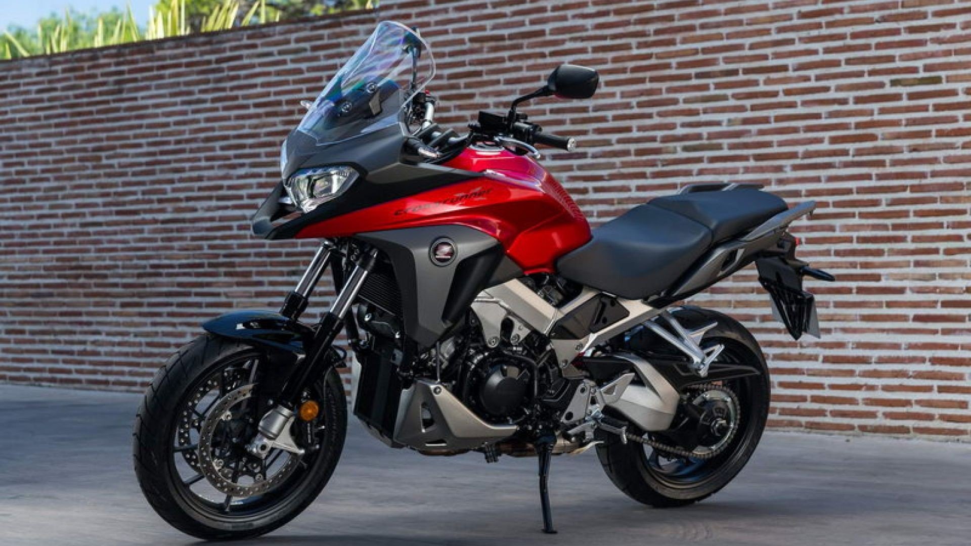 Moto News IXIL L3X Black Edition scarico per Honda Crossrunner 2015 GPone
