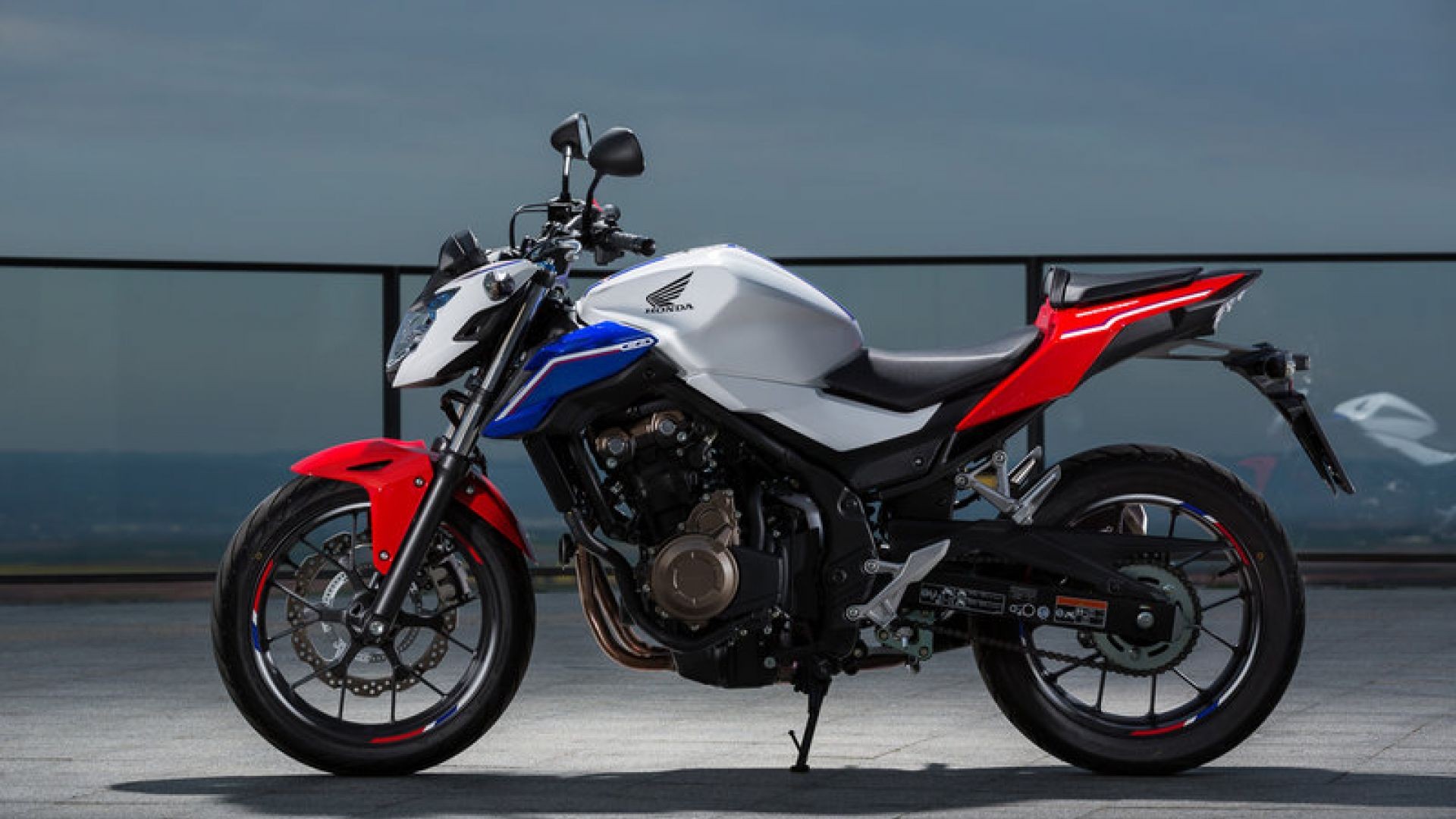 Honda cb500f tricolor top