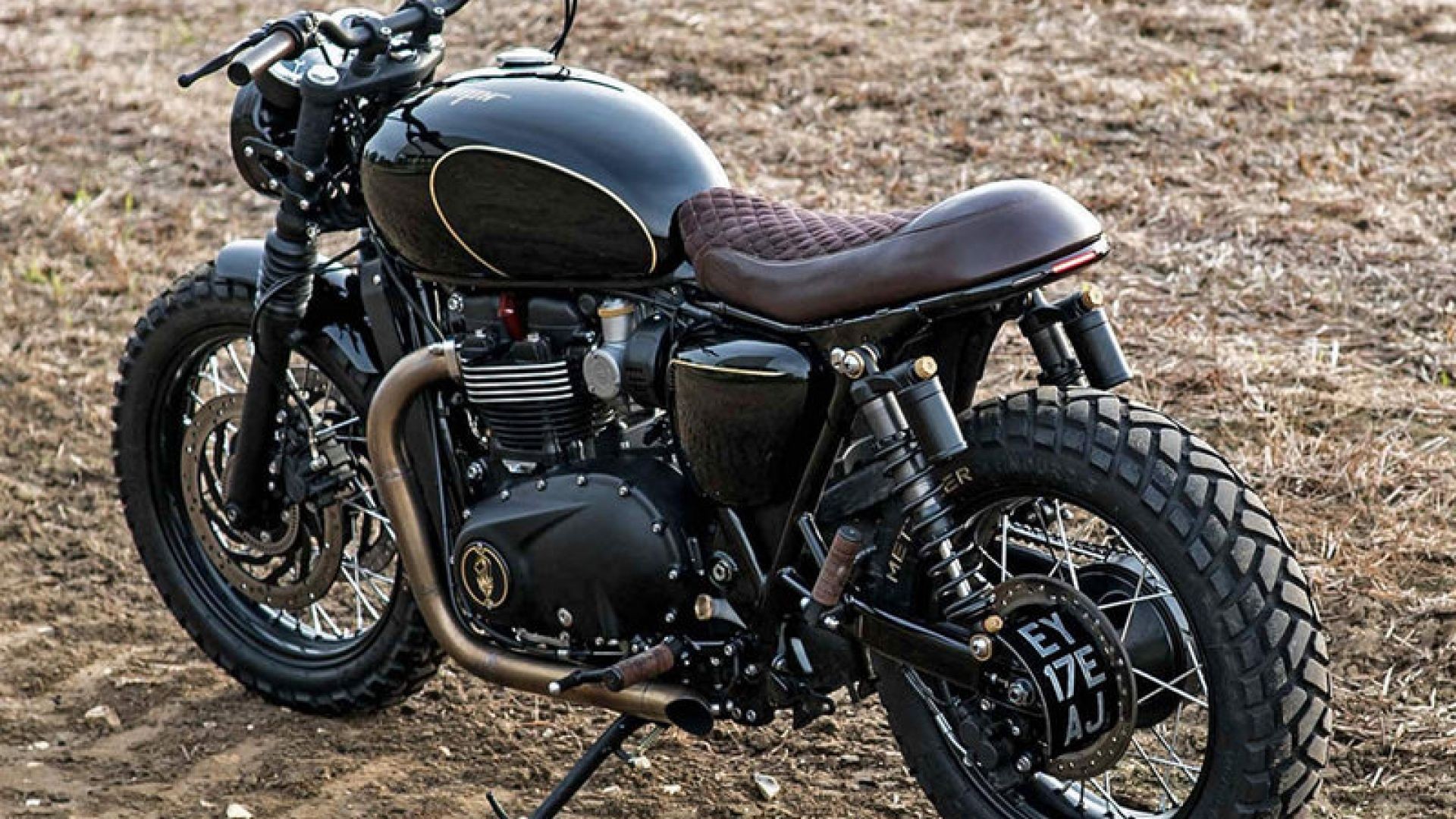 Triumph bonneville t120 black custom on sale