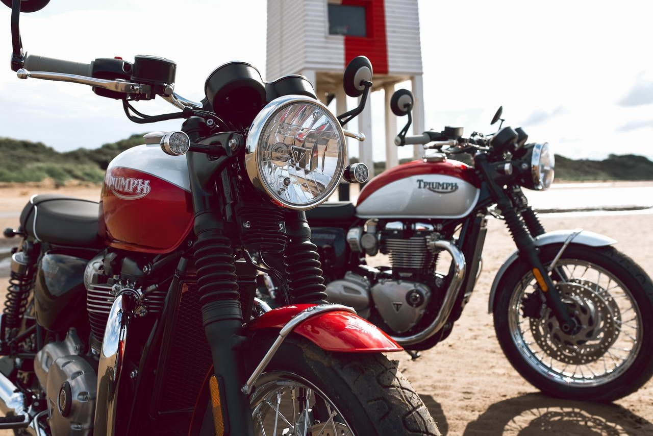 Triumph bonneville bud ekins for sale cheap