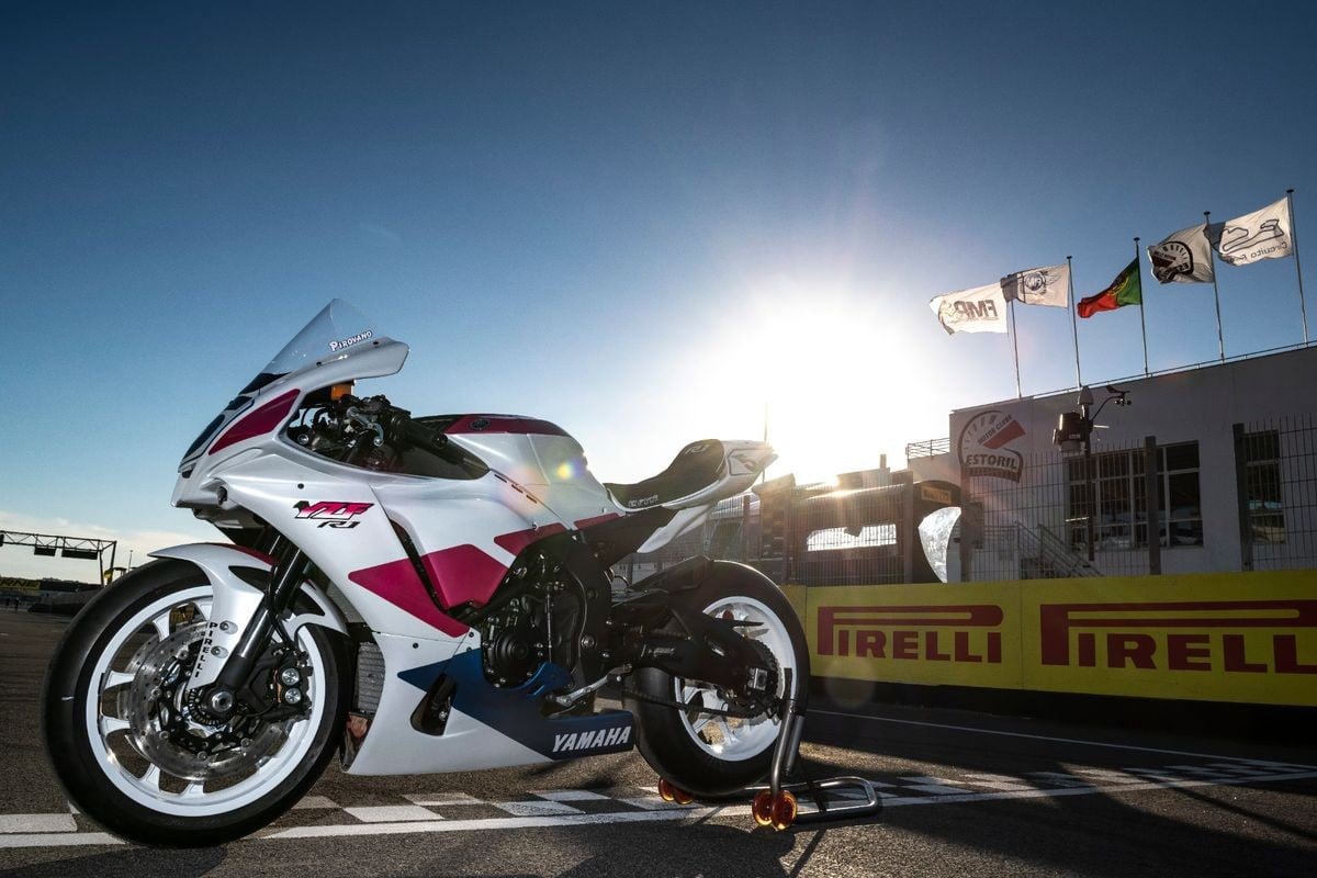 SBK La Yamaha R1 replica Pirovano all asta su eBay il ricavato in beneficenza GPone