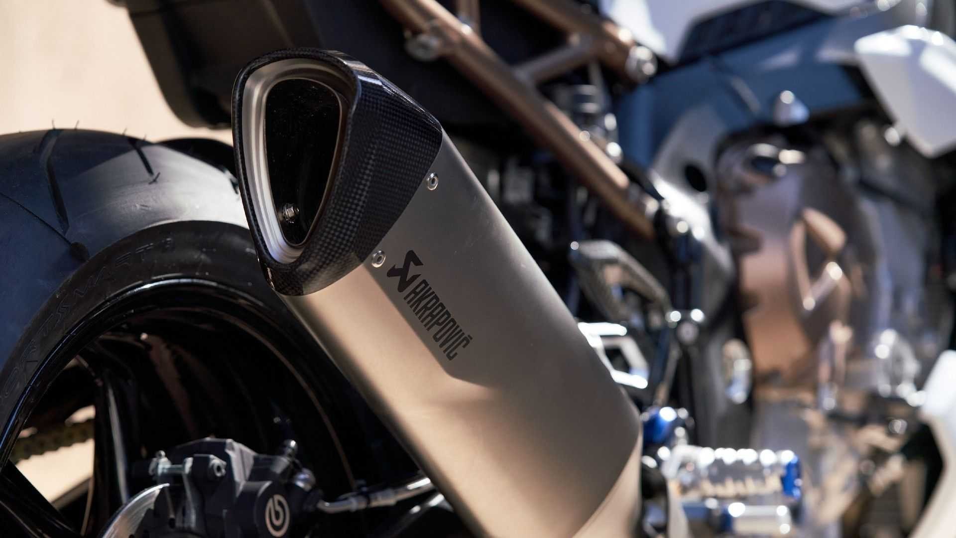Moto News BMW S 1000 R 2021 l hyper naked torna rivoluzionata GPone