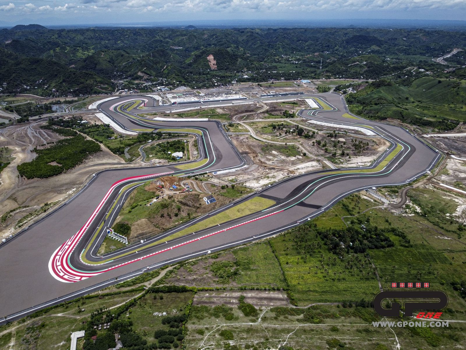 MotoGP, The Mandalika circuit seen from the sky with a drone GPone
