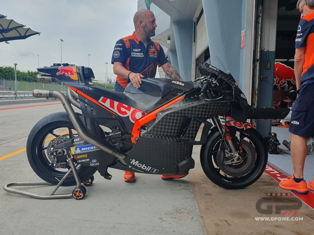 Ktm 2025 carbon frame