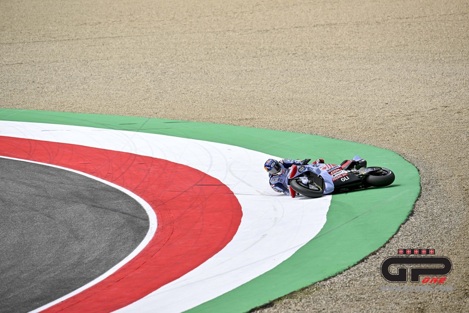 Sábado animado na MotoGP. Pole de Alex Marquez e Sprint Race de Binder -  Racemotor